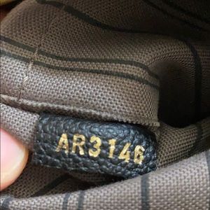 Louis Vuitton Black tote